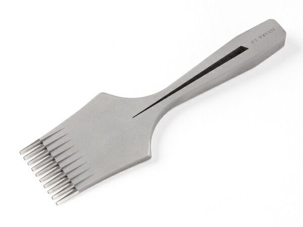 【IZZZI】ヨーロッパ目打ち 10本歯 （旧名ISVARA） 3.0mmピッチ 工具 菱目打ち 菱目パンチ レザークラフトぱれっと