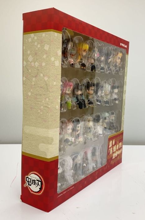 新品未使用】【送料無料】鬼滅の刃 座る25体＋限定特典伊之助1体