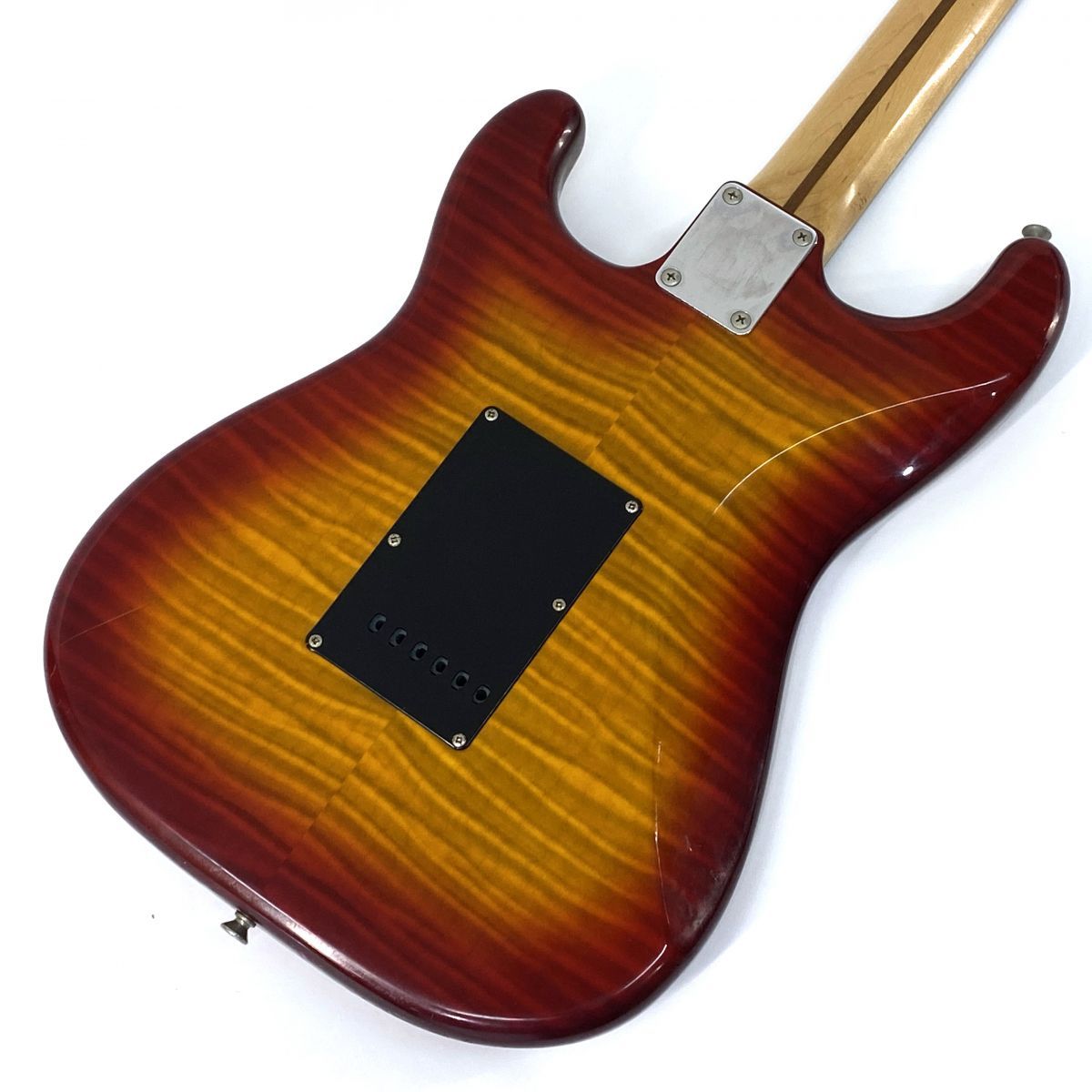 Squier by Fender スクワイア スクワイヤー SST-39 サンバースト