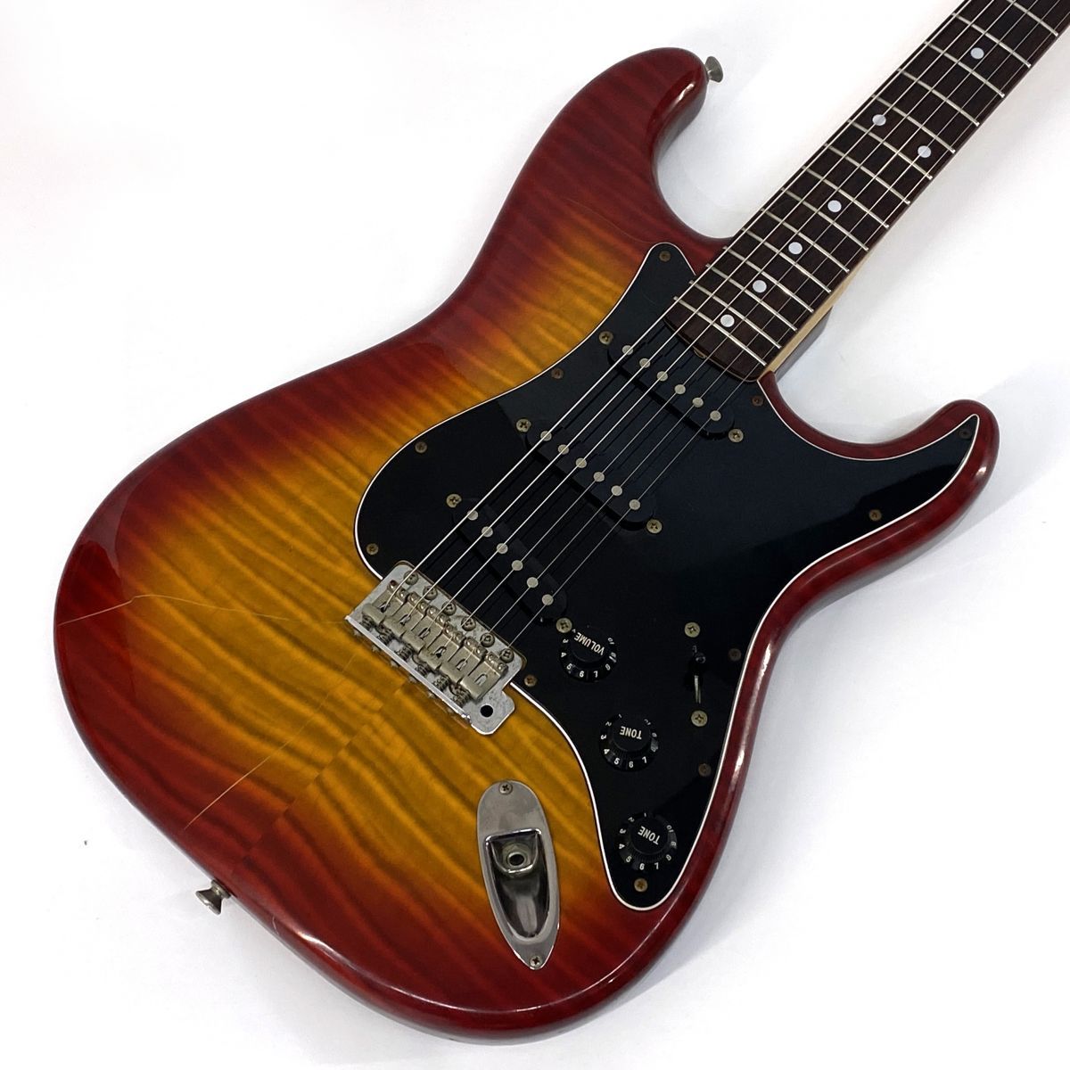 Squier by Fender スクワイア スクワイヤー SST-39 サンバースト