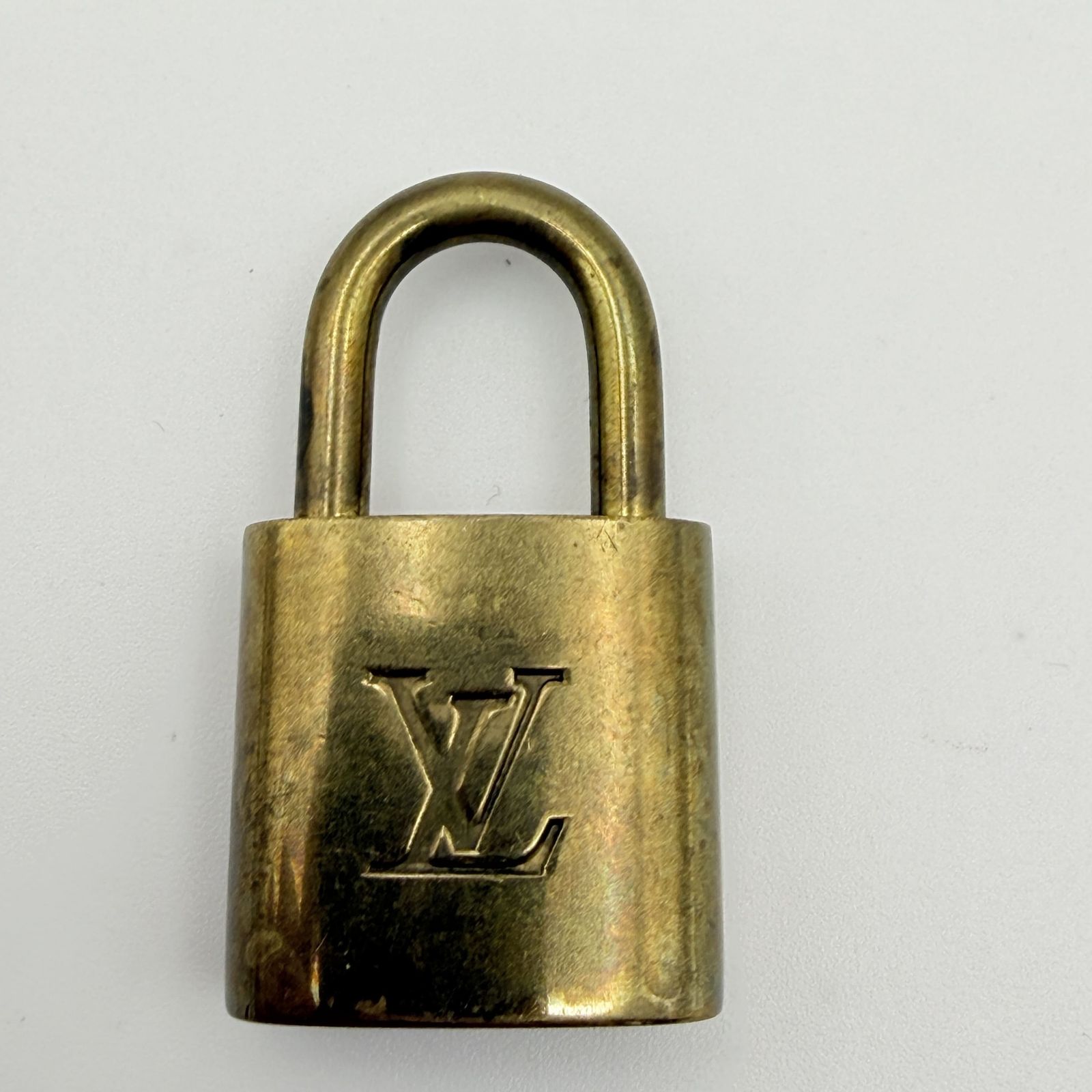 Louis Vuitton 南京錠 真鍮製 LOUIS VUITTON（ルイヴィトン）パドロック No.332 南京錠 ゴールド