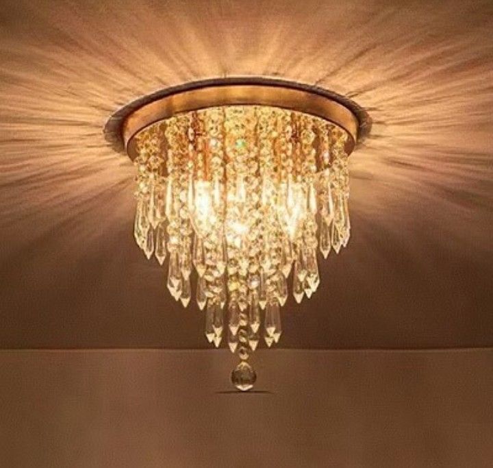 高級感あふれる クリスタル風シーリングライト - メルカリ