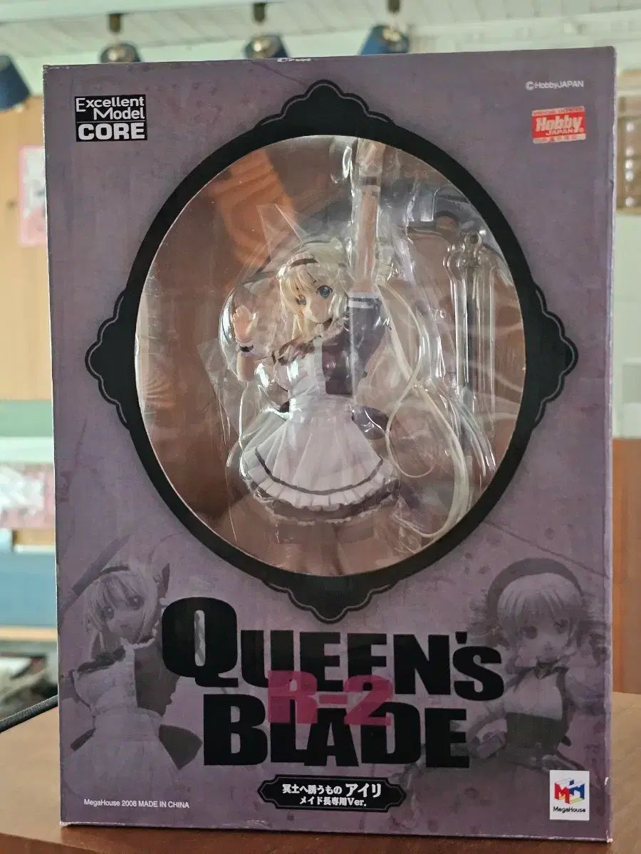 メガハウス クイーンズブレイド アイリ メイド フィギュア 未開封