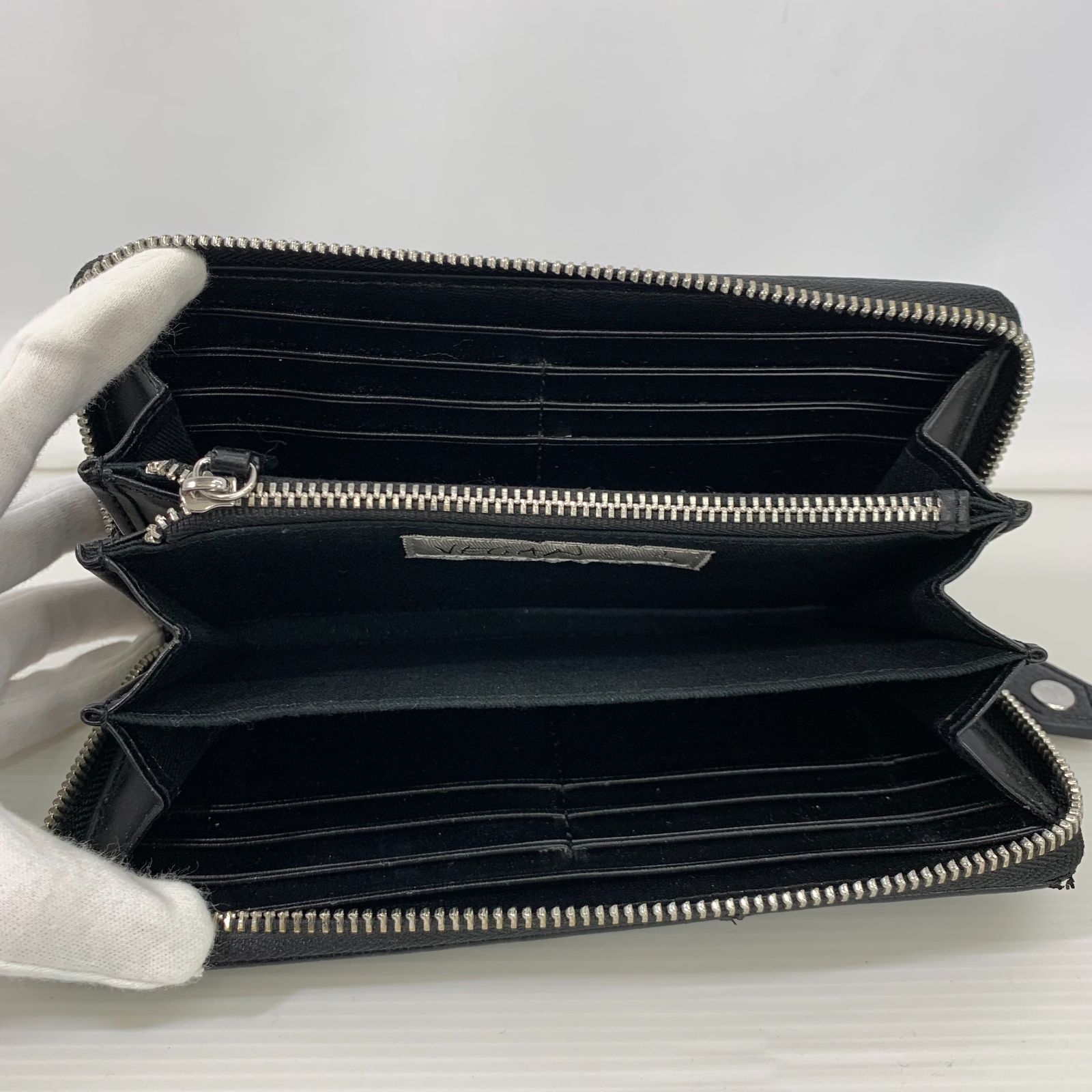 Vivienne Westwood ヴィヴィアンウエストウッド ラウンドジップ 長財布 