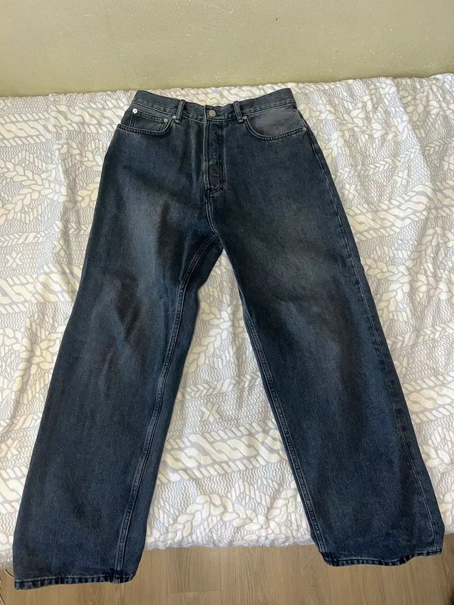 ARKET ミスト ワイド デニム 30/32 MIST Wide Jeans \u2013 Mid Blue \u2013 Men \u2013 ARKET EU