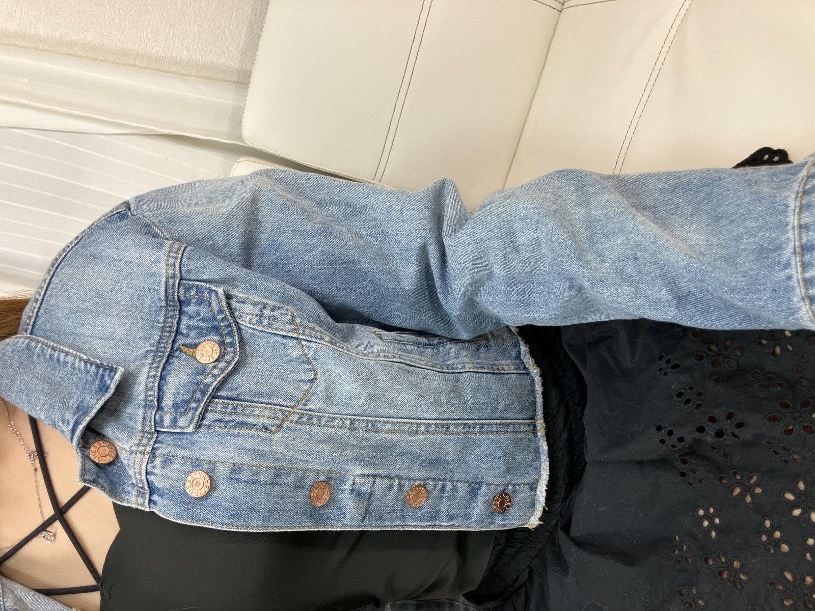 GUESS デニムジャケット S クロップド ショート丈 カットオフ