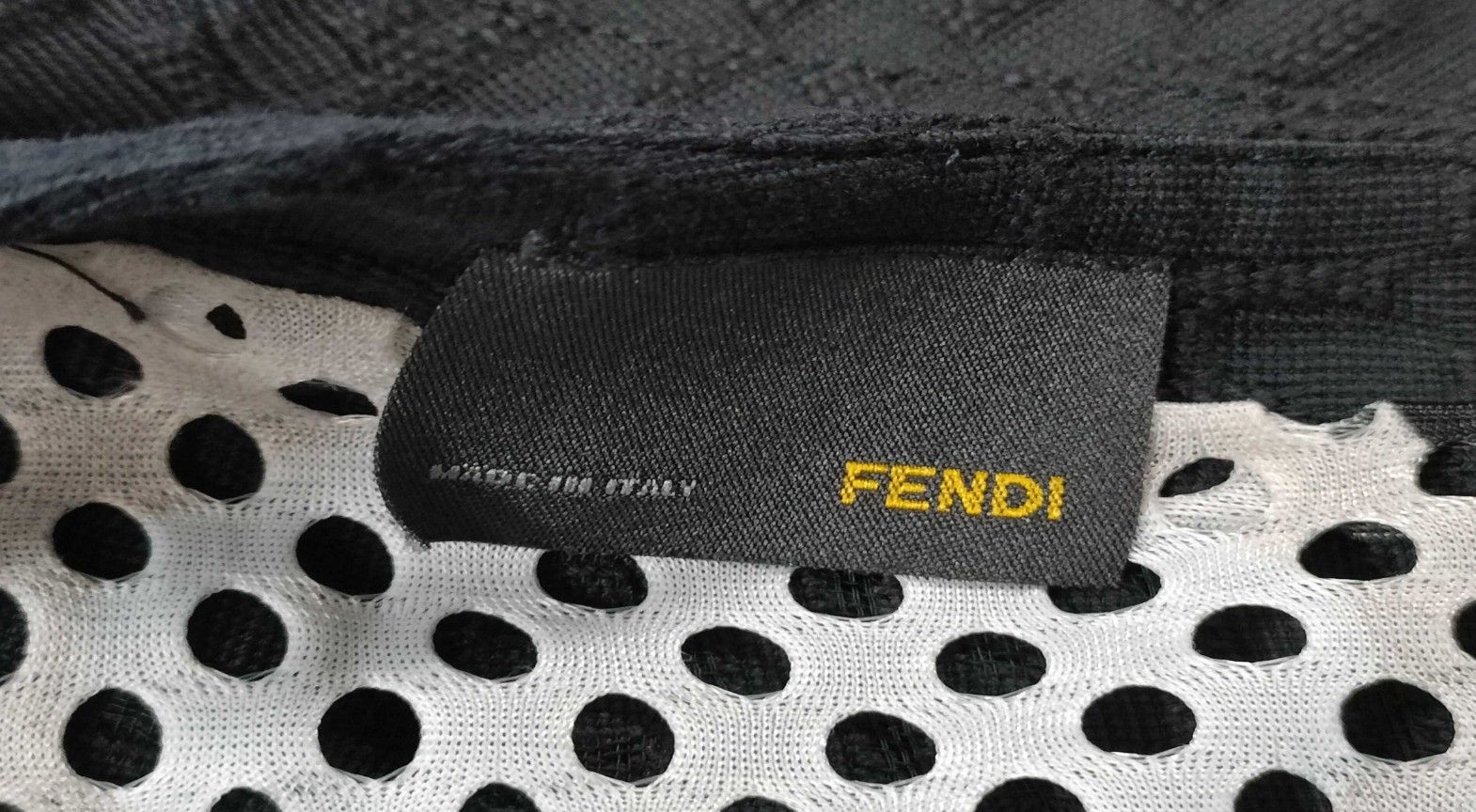 FENDI フェンディ ズッカ柄 スカート ブラック ロゴ 総柄 バック FENDI フェンディ ズッカ柄 スカート ブラック ロゴ 総柄 バック