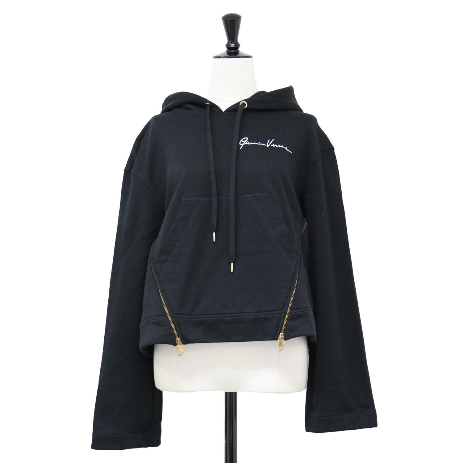 美品】VERSACE ヴェルサーチ パーカー ブラック 黒 サイズ:36 XXS 
