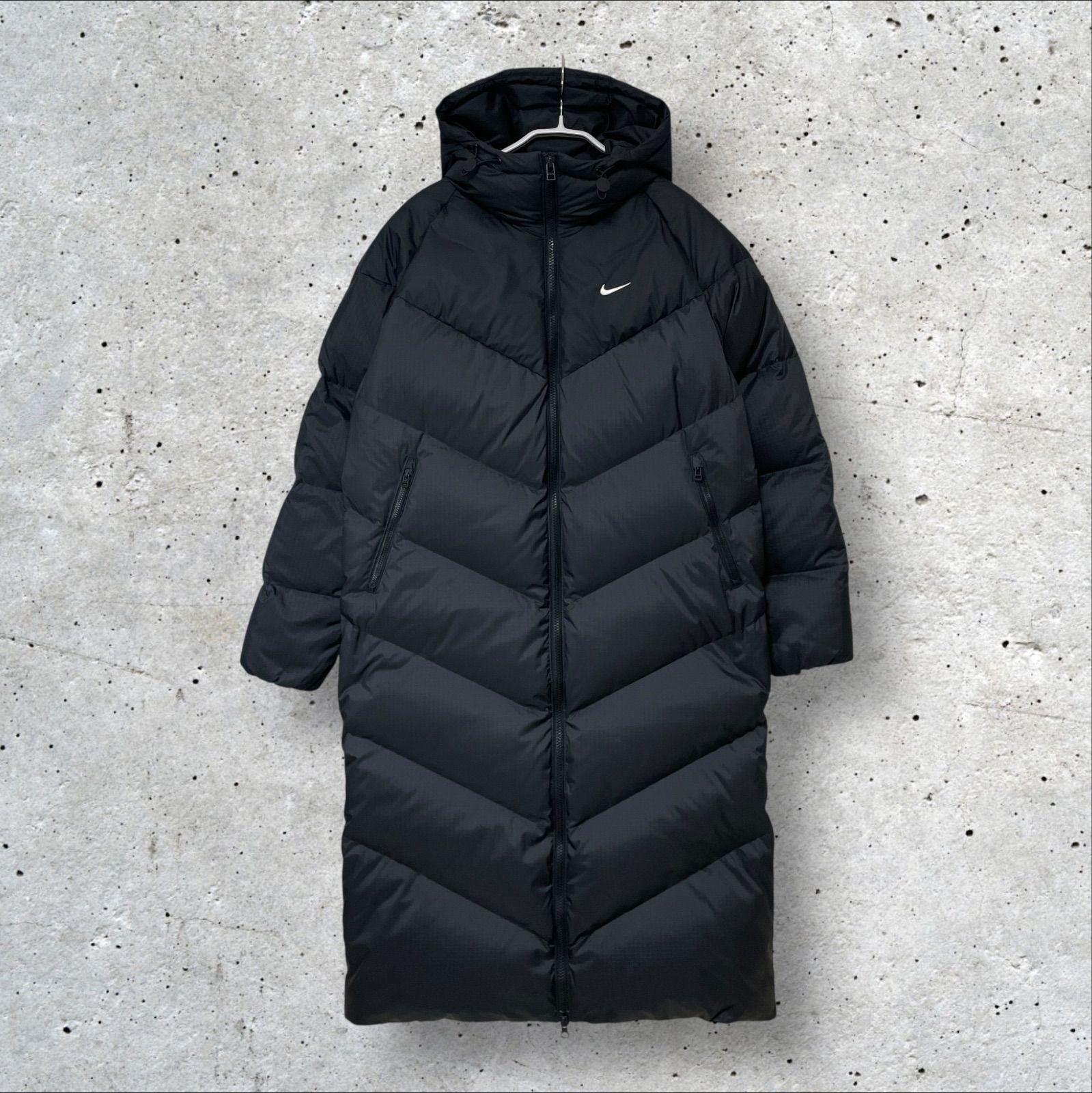 定価:43560円 NIKE スポーツウェア Storm-FIT ルーズ フーデッド 