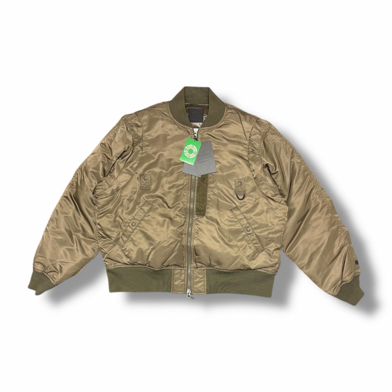 参考上代63800円 未使用 DAIWA PIER39 TECH 2WAY MA-1 DOWN JACKET フライトジャケット ダウンジャケット ダウンベスト ダイワピアサーティナイン BW-40025W カーキ L （6191M） 参考上代63800円 未使用 DAIWA PIER39 TECH 2WAY MA-1 DOWN JACKET