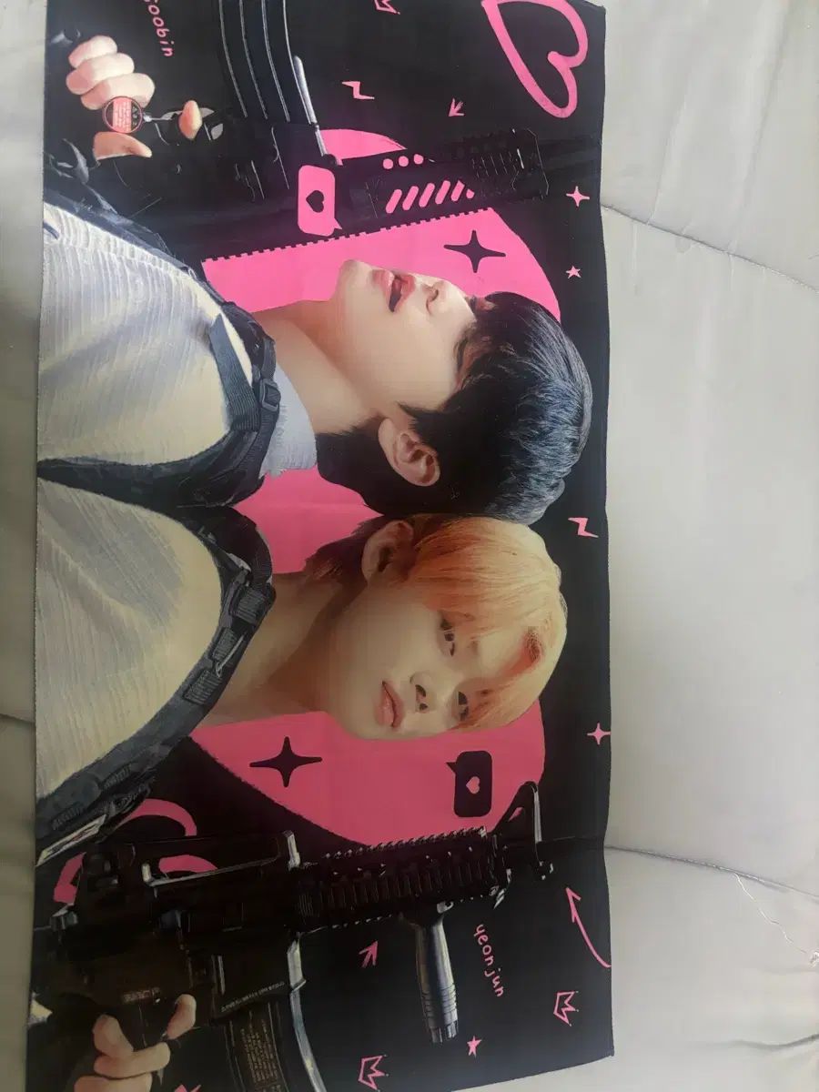 TOMORROW X TOGETHER(TXT) スビン ヨンジュン スローガン 出品 - メルカリ