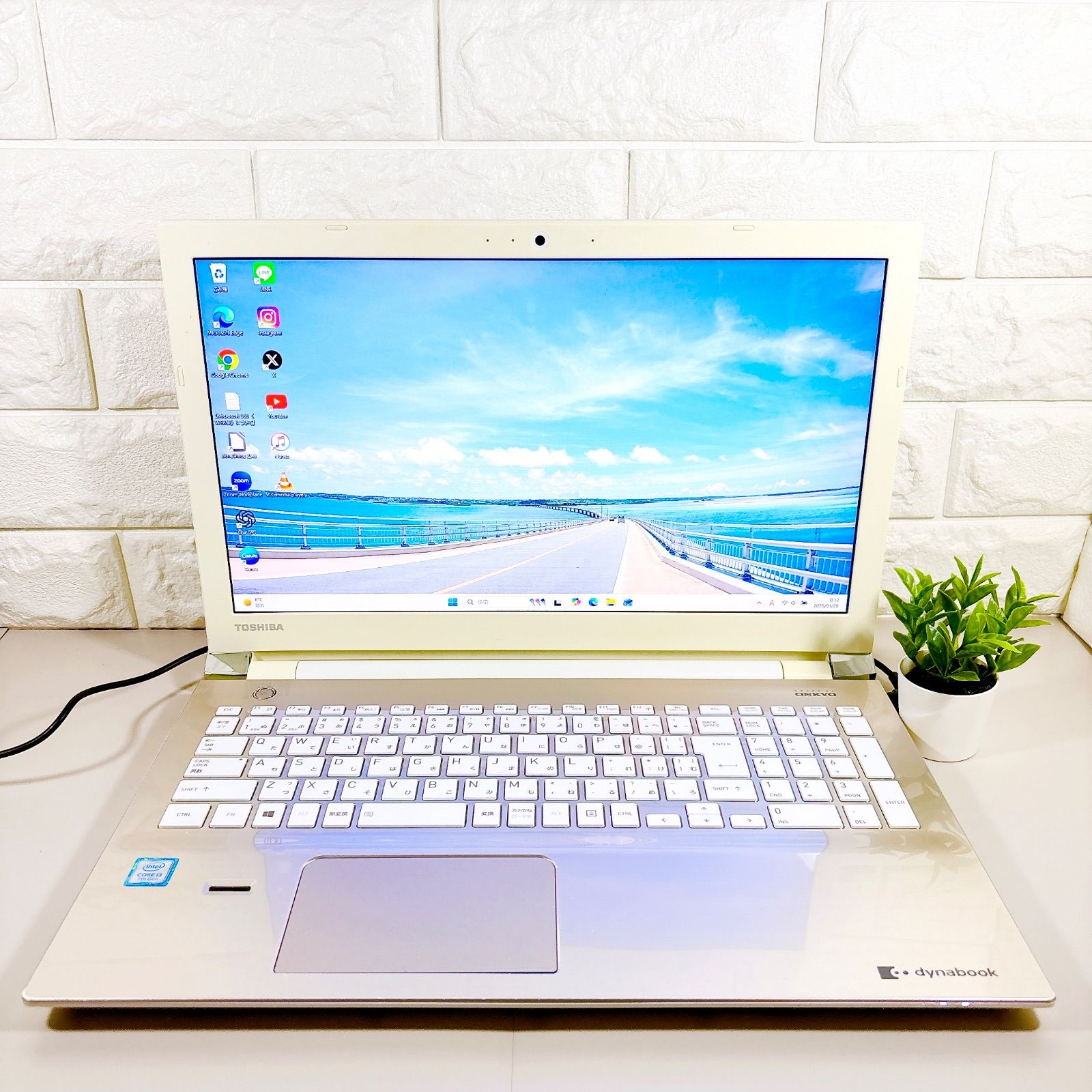 快適動作のSSD✨メモリ8GB フルHD WEBカメラ 第7世代 ノートパソコン