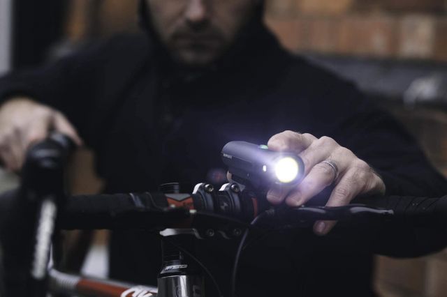 [最短即日発送] KRYPTONITE（クリプトナイト） ＫＲＹ ストリート Ｆ－５００ LPF20400 ヘッド ライト  送料無料 Kryptonite(クリプトナイト) 通販モノタロウ 最短即日出荷