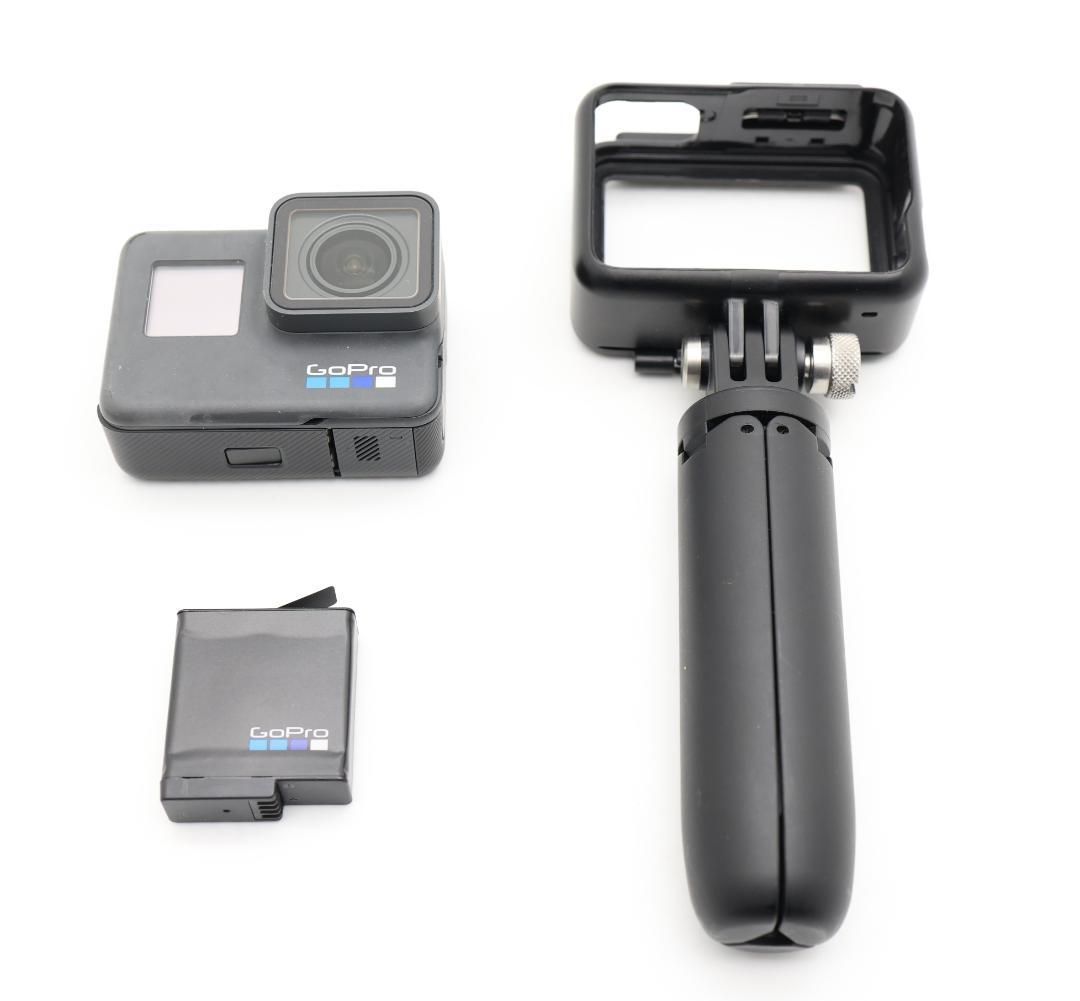 ■Complete GoPro HERO6 with 2 Batteries and Tripod