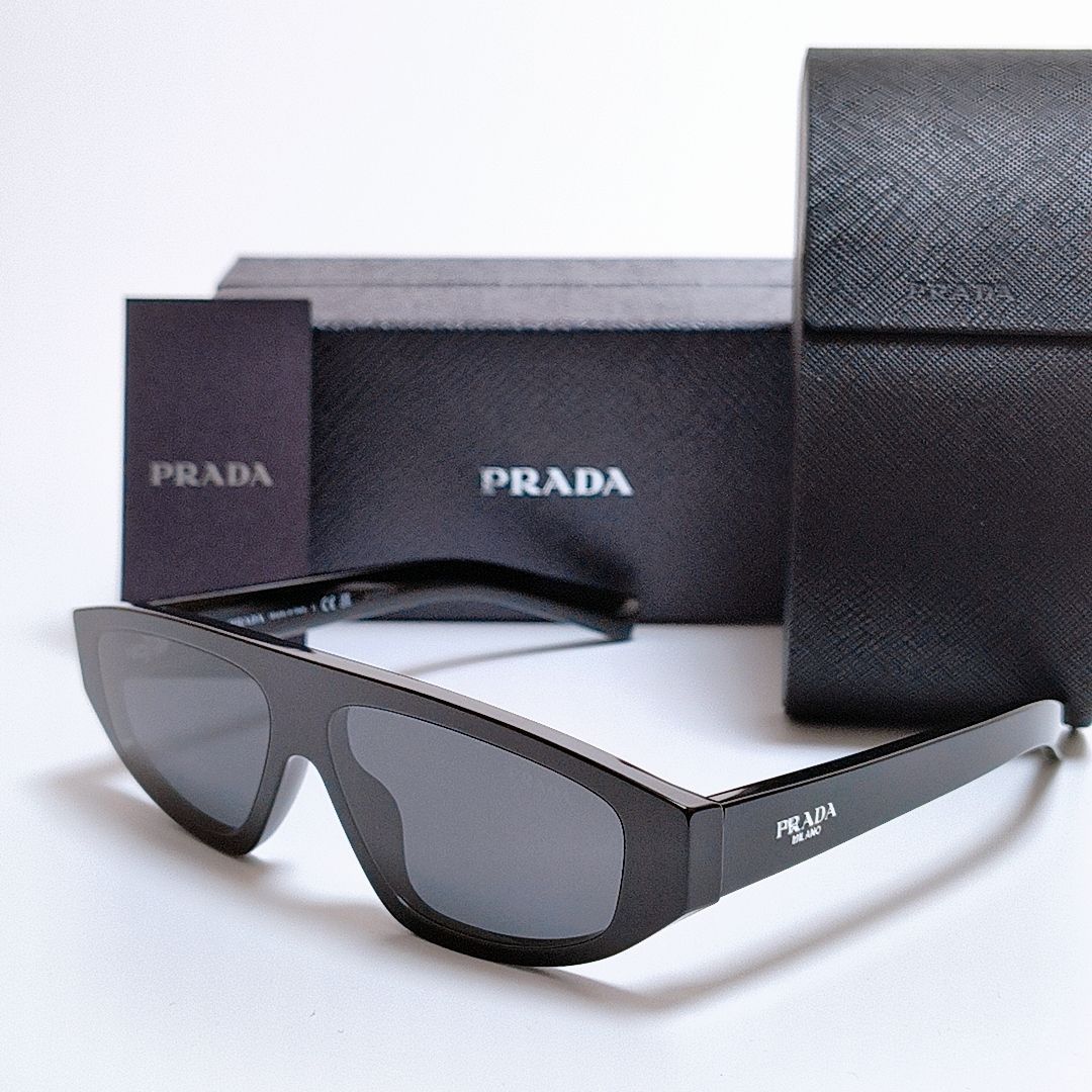 新品未使用・ヨーロッパ輸入品】PRADA プラダ アイウェアコレクション 