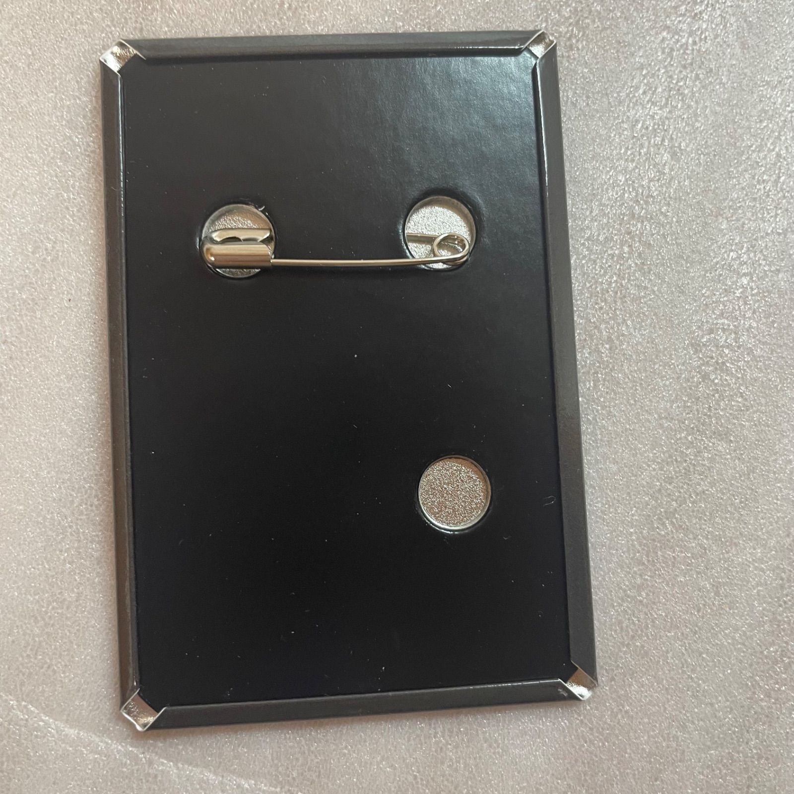 Ado モナ・リザの横顔 缶バッジ モナリザ Q7 - メルカリ