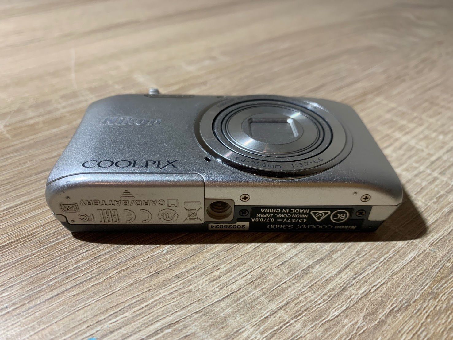 8402 Nikon COOLPIX S3600 シルバー デジカメ - メルカリ