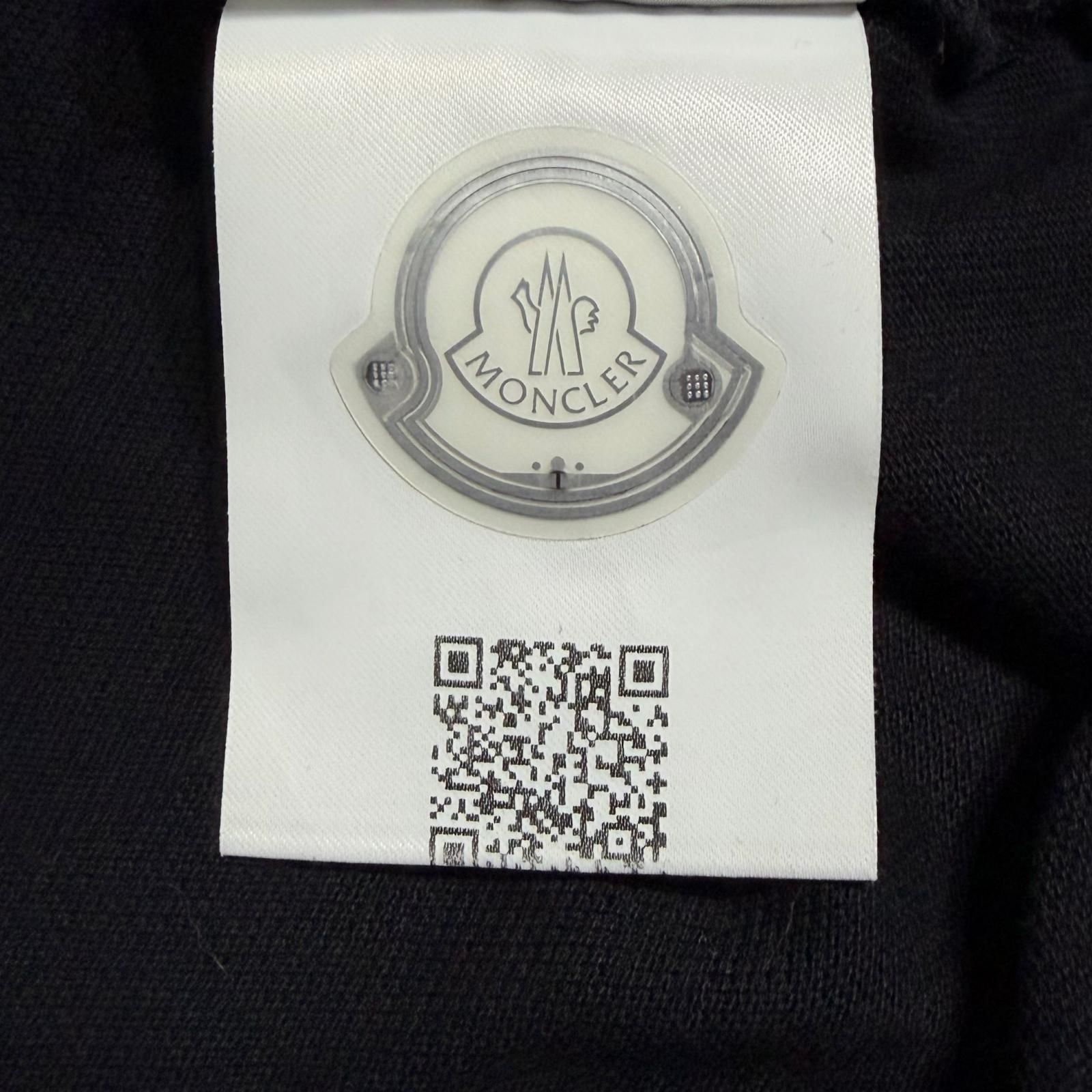 MONCLER/L /ブラック /ポロシャツ /型番F10918A7030084556 - メルカリ