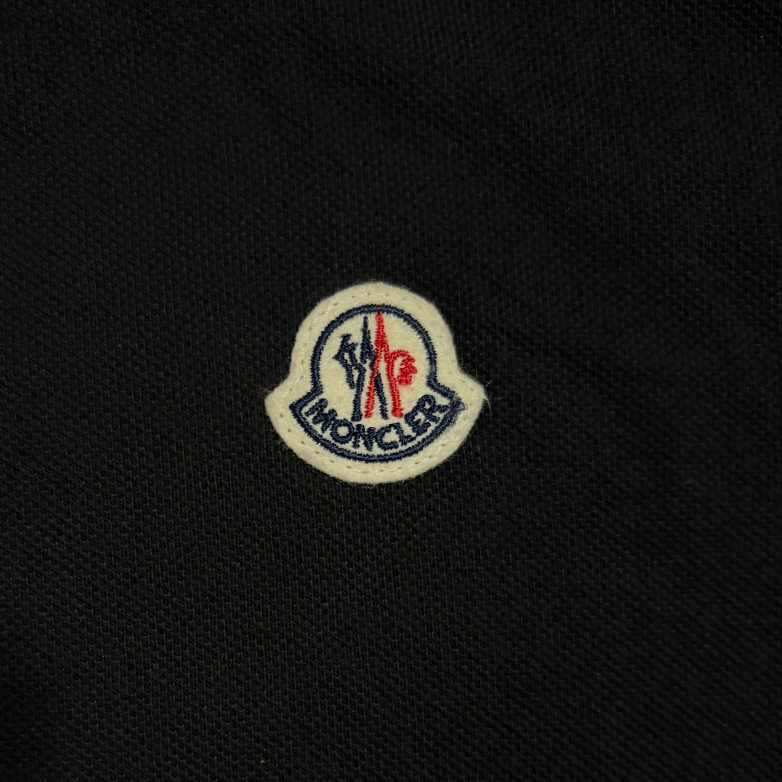 MONCLER/L /ブラック /ポロシャツ /型番F10918A7030084556 - メルカリ