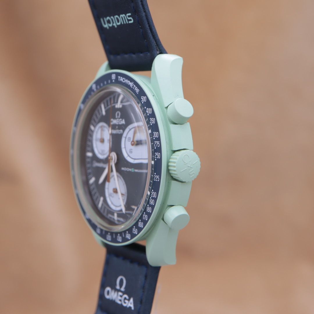 OMEGA × Swatch Speedmaster MoonSwatch Mission on Earth SO33G100