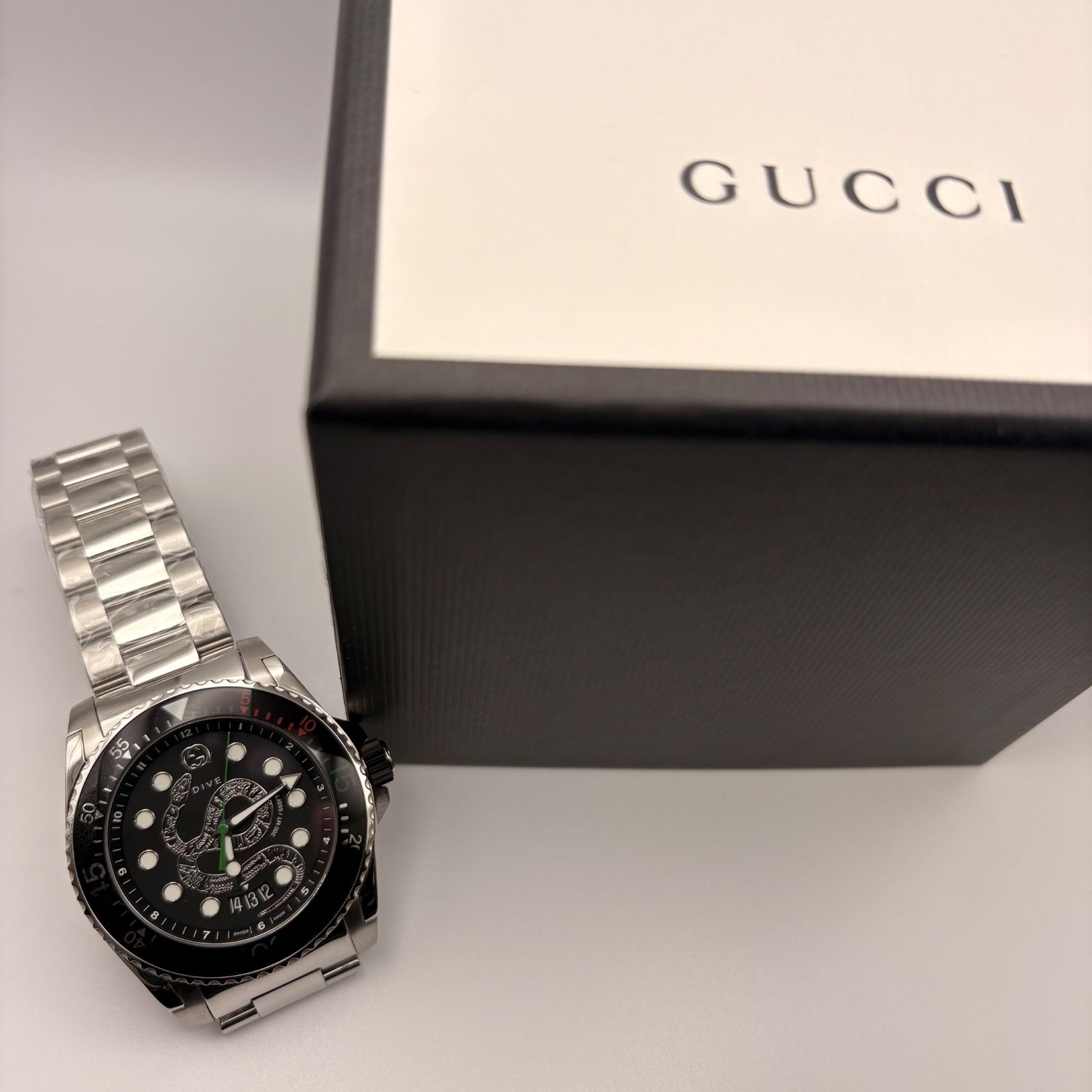 GUCCI グッチ Dive ダイブ スネーク YA136218 136.2 ブラック文字盤 SS