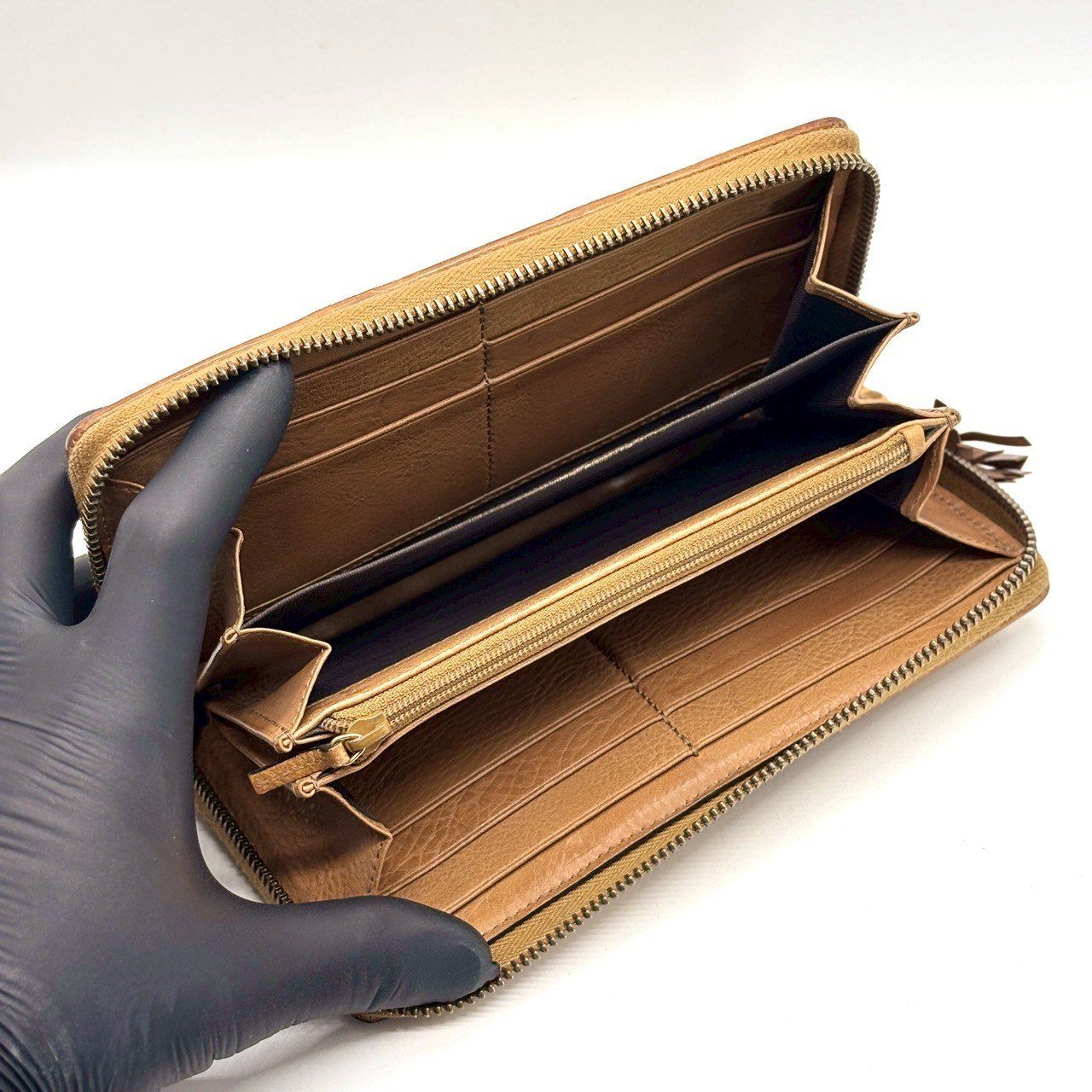 品格を宿す名作】 GUCCI 長財布 ラウンドファスナー 12カード GG