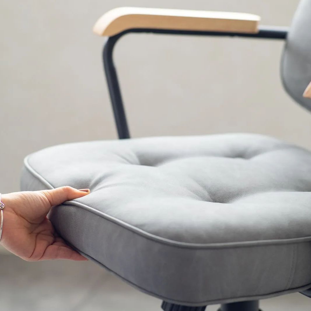 ♪レトロ調 アームチェア