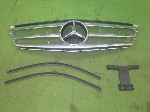 W204 純正 グリル ワイパーセット