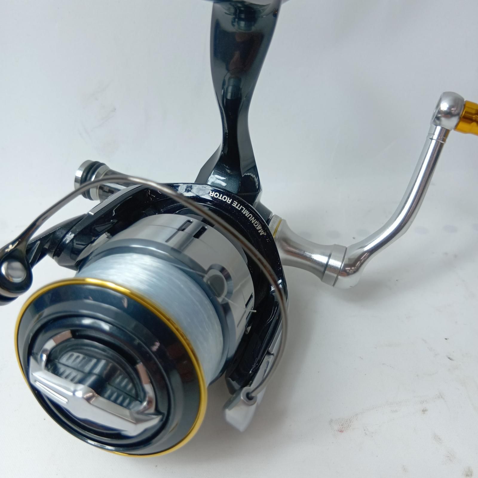 SHIMANO シマノ スピニングリール 02905 12'ヴァンキッシュC3000HG