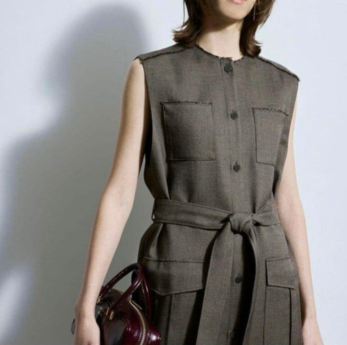 美品 アルアバイルメランジミニヘリンボンジレワンピース allureville