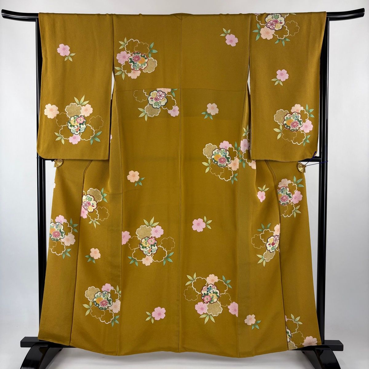 小紋 身丈160cm 裄丈65.5cm M 袷 桜 菊 金彩 縮緬 山吹茶色 正絹 秀品