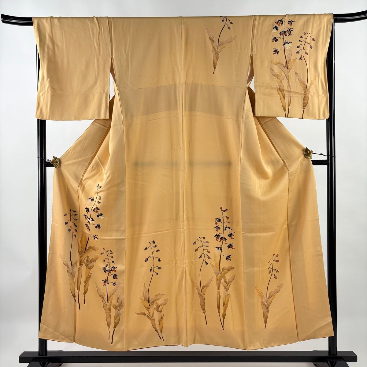 付下げ 身丈153.5cm 裄丈66.5cm M 袷 草花 薄オレンジ 正絹 優品 一つ