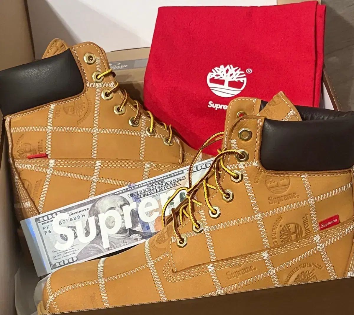 Timberland x Supreme パッチワーク 6インチ プレミアム ウォータープルーフ ブーツ ホワイト - 2