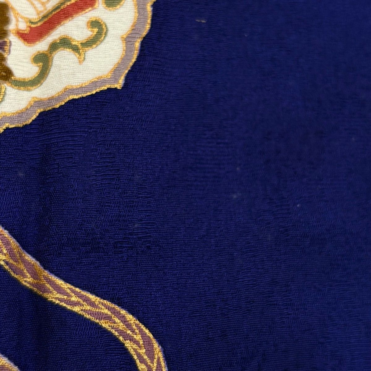 振袖 身丈156cm 裄丈66cm M 袷 几帳 牡丹 金彩 染め分け 紺色 正絹 秀