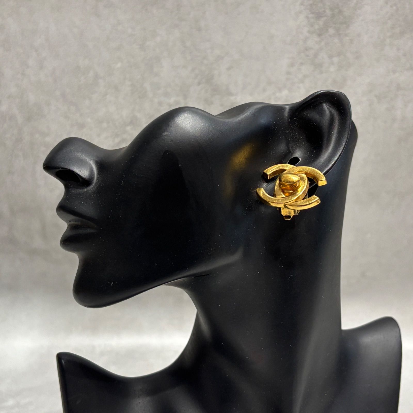 CHANEL シャネル ココマーク イヤリング 96A ヴィンテージ ゴールド