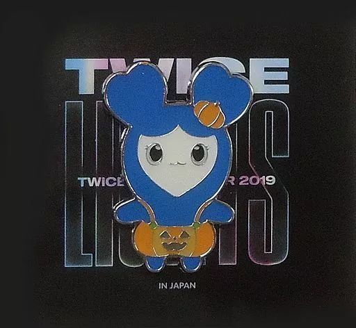 中古】バッジ・ピンズ(女性) ツウィ TZUVELY ピンバッジ(HALLOWEEN ver