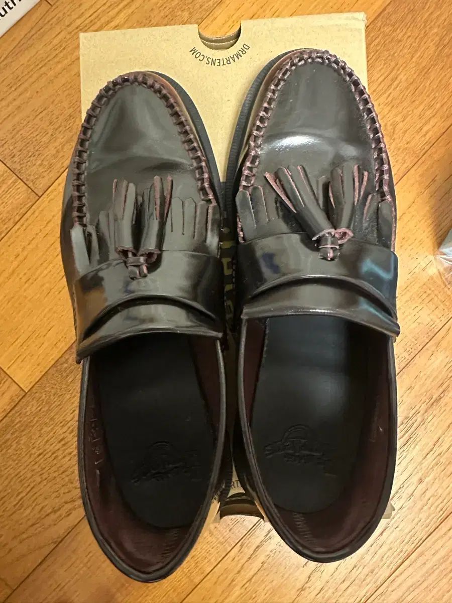 ローファー Dr. Martens⁄ドクターマーチン MIE ADRIAN タッセル