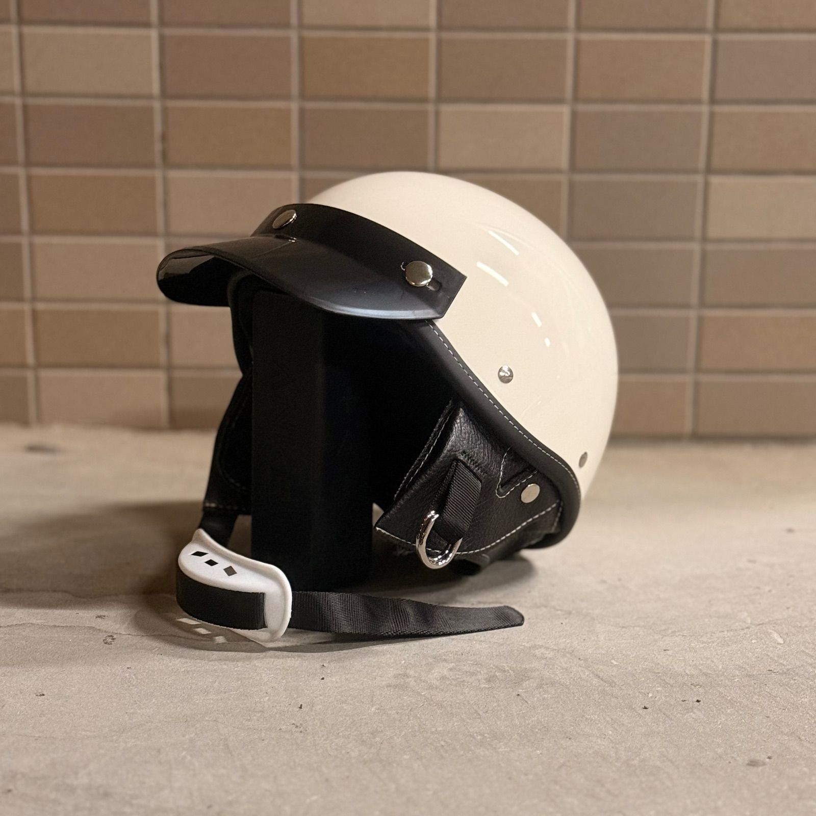 新品未使用】ショーティーレプリカ ハーフヘルメット ポリスヘルメット