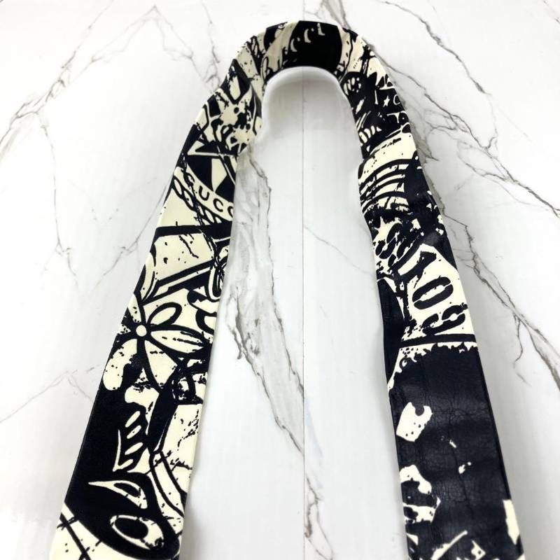 GUCCI グッチ ネクタイ レザータイ ナロータイ ロゴ フラワー