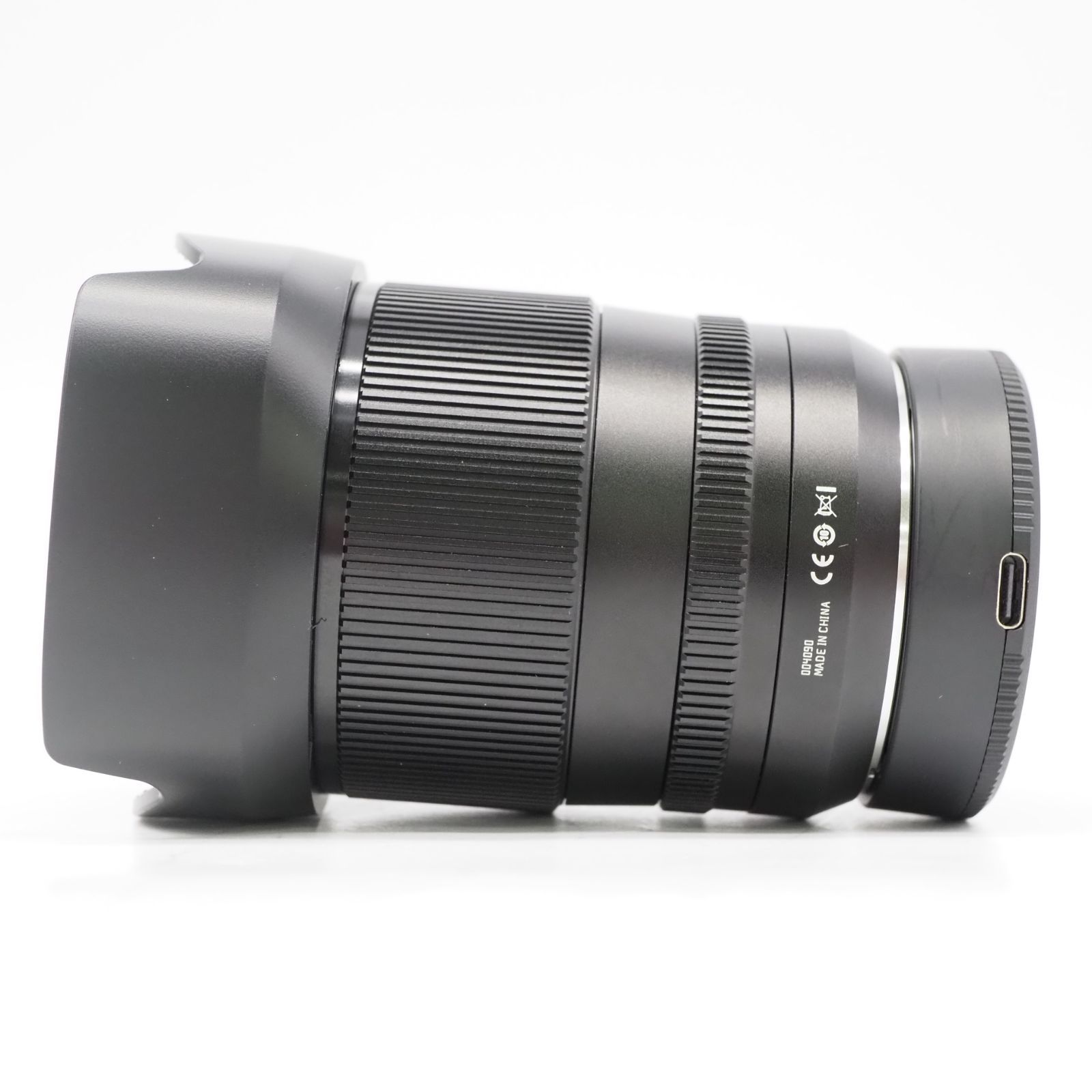 □ほぼ新品□ TTArtisan（ティーティーアーティザン）AF 75mm F2 E
