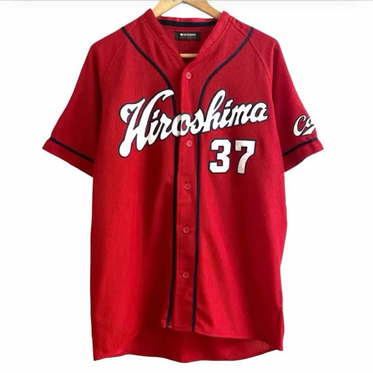 デサント 広島東洋カープ #37 野間峻祥 ビジター ユニフォーム L