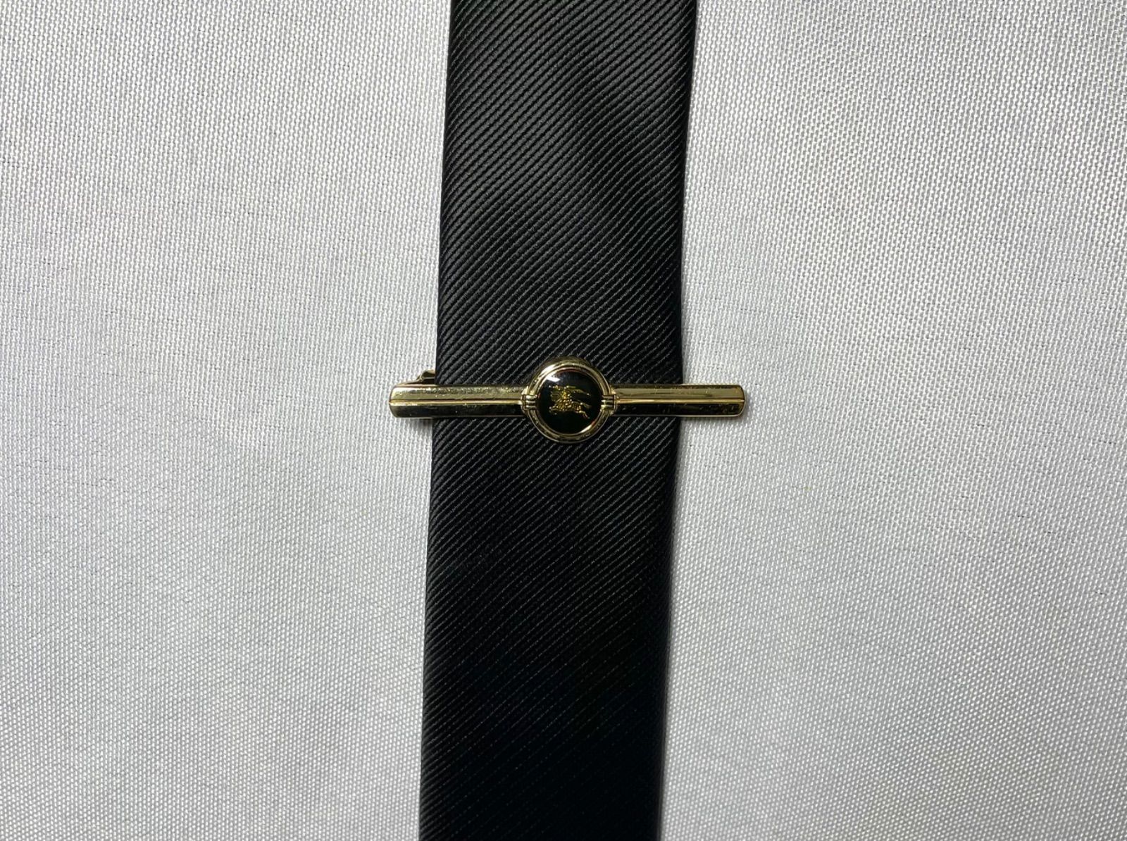 Burberry バーバリー ホースナイトロゴ 騎士デザイン ゴールド