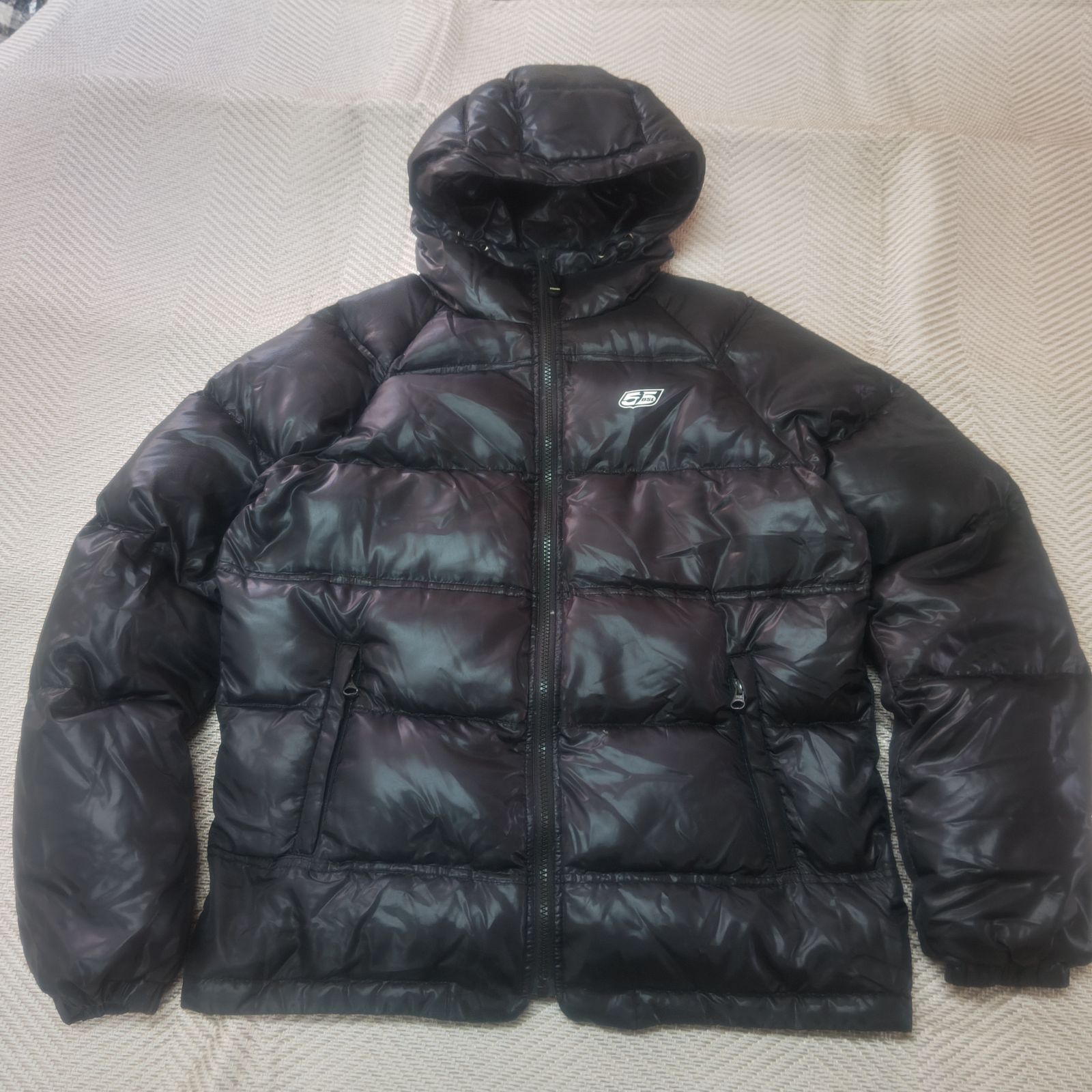 55DSL by DIESEL ダウンジャケット ブラック 光沢 フード付 Sサイズ 