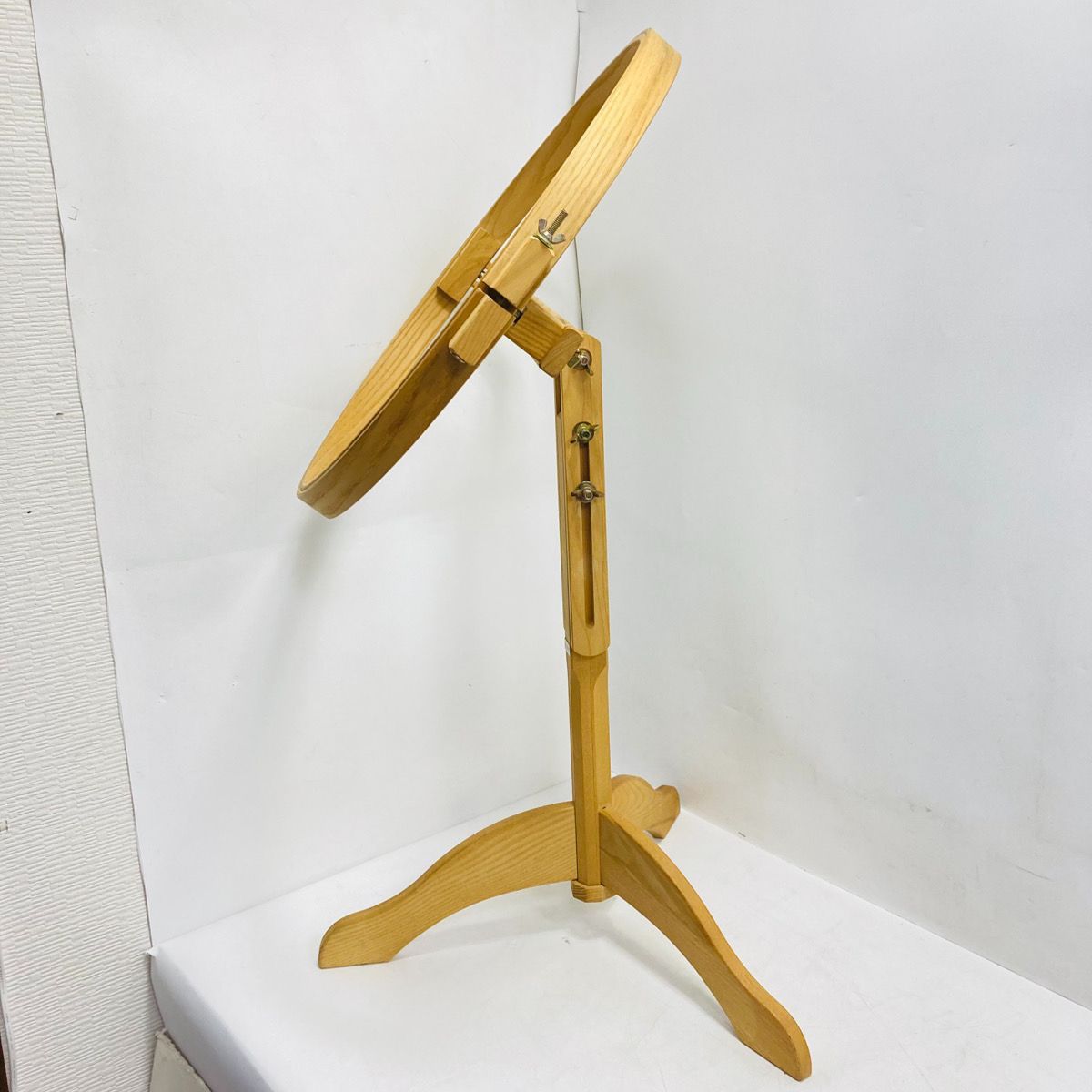 Hinterberg Design スタンドキルトフープ 木製 直径約55cm パッチ