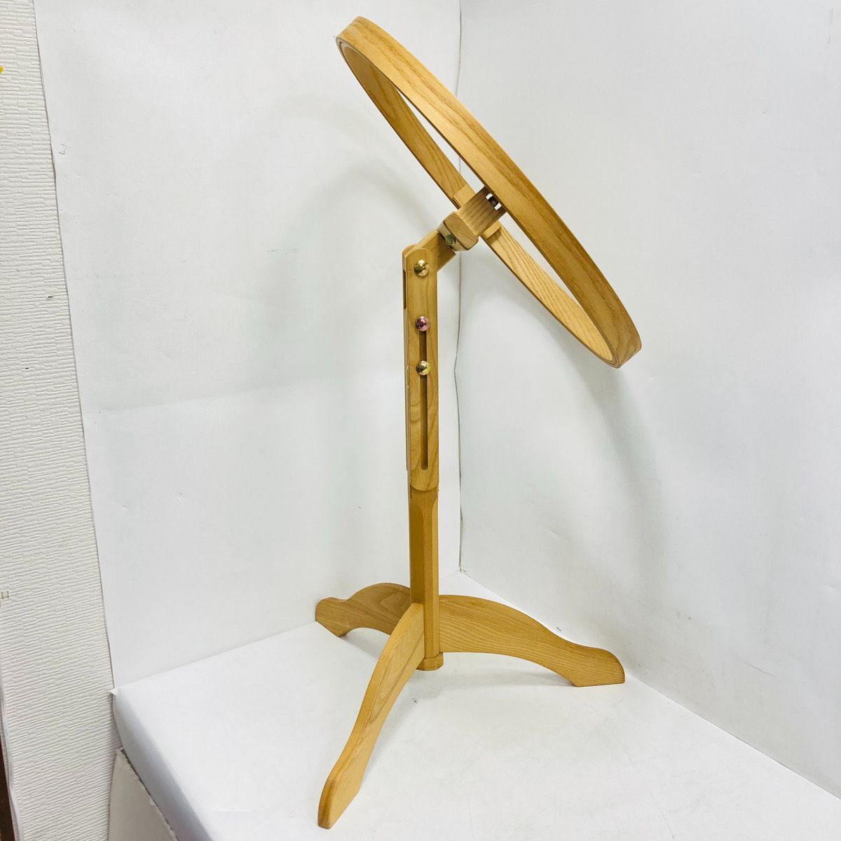 Hinterberg Design スタンドキルトフープ 木製 直径約55cm パッチ