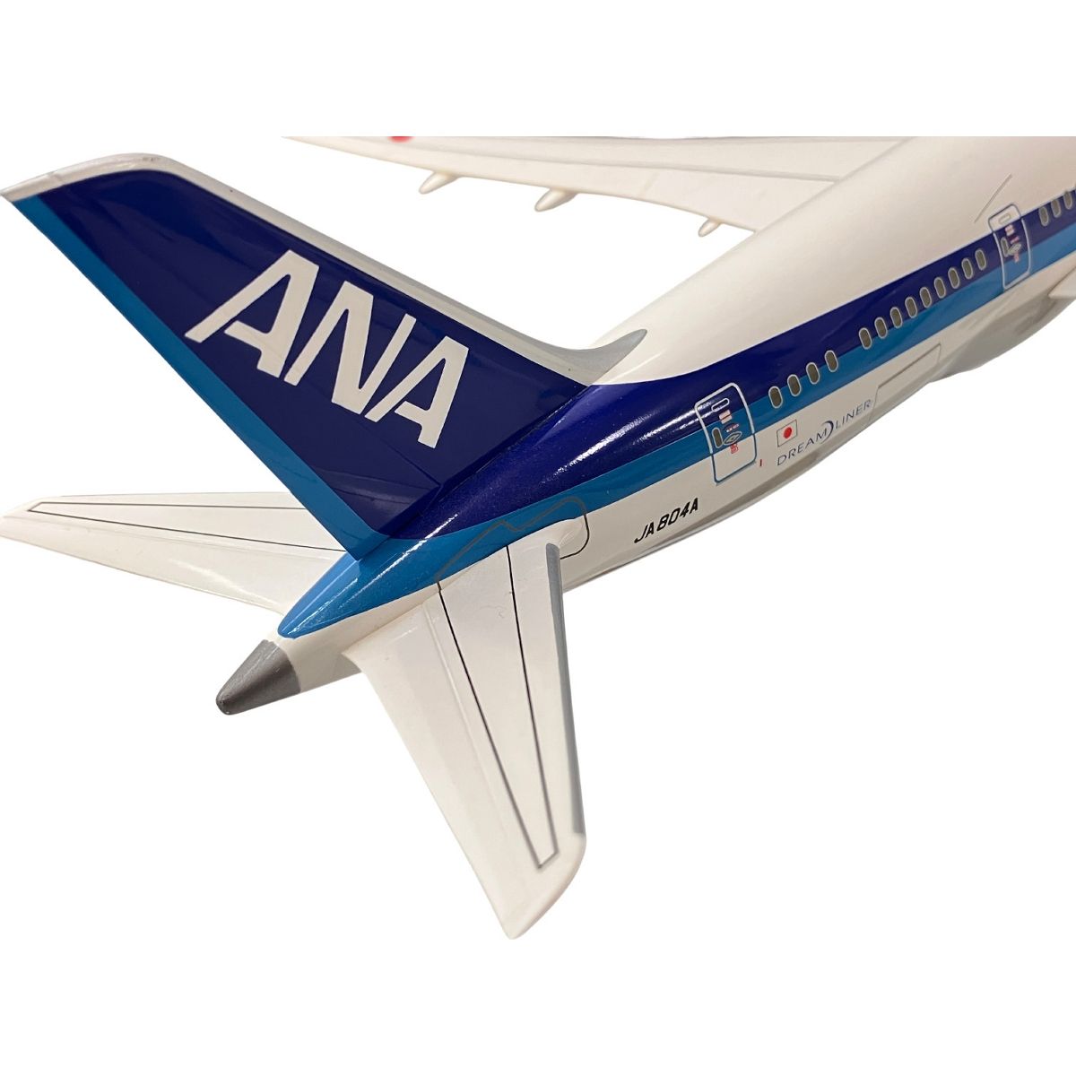 ANA BOEING 787-8 NH20048 JA804A ドリームライナー 1/200スケール