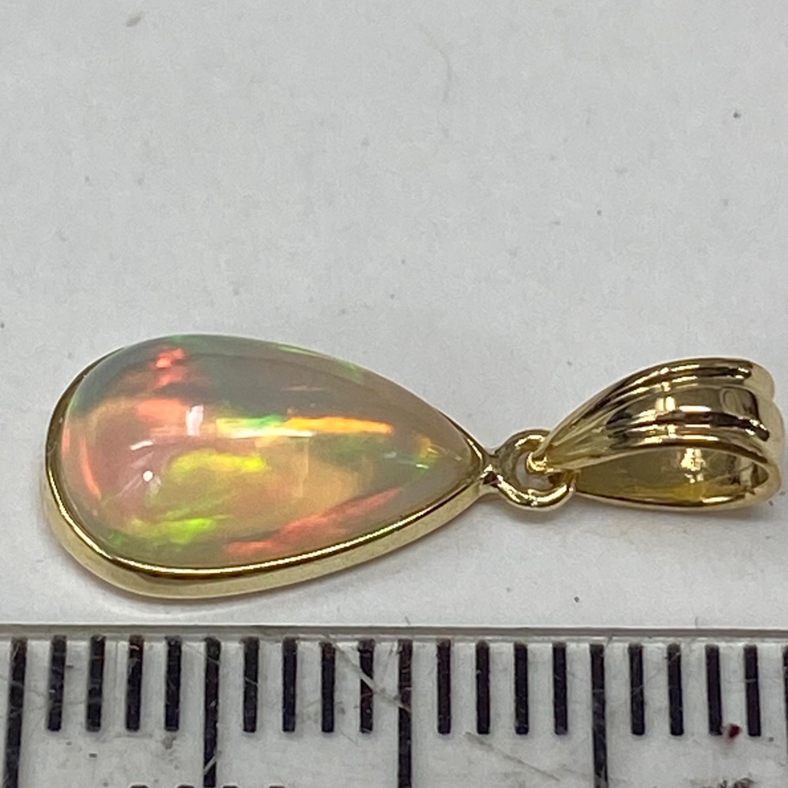 k18YG AU750 18金 天然オパール しずく ピアス 【公式通販】