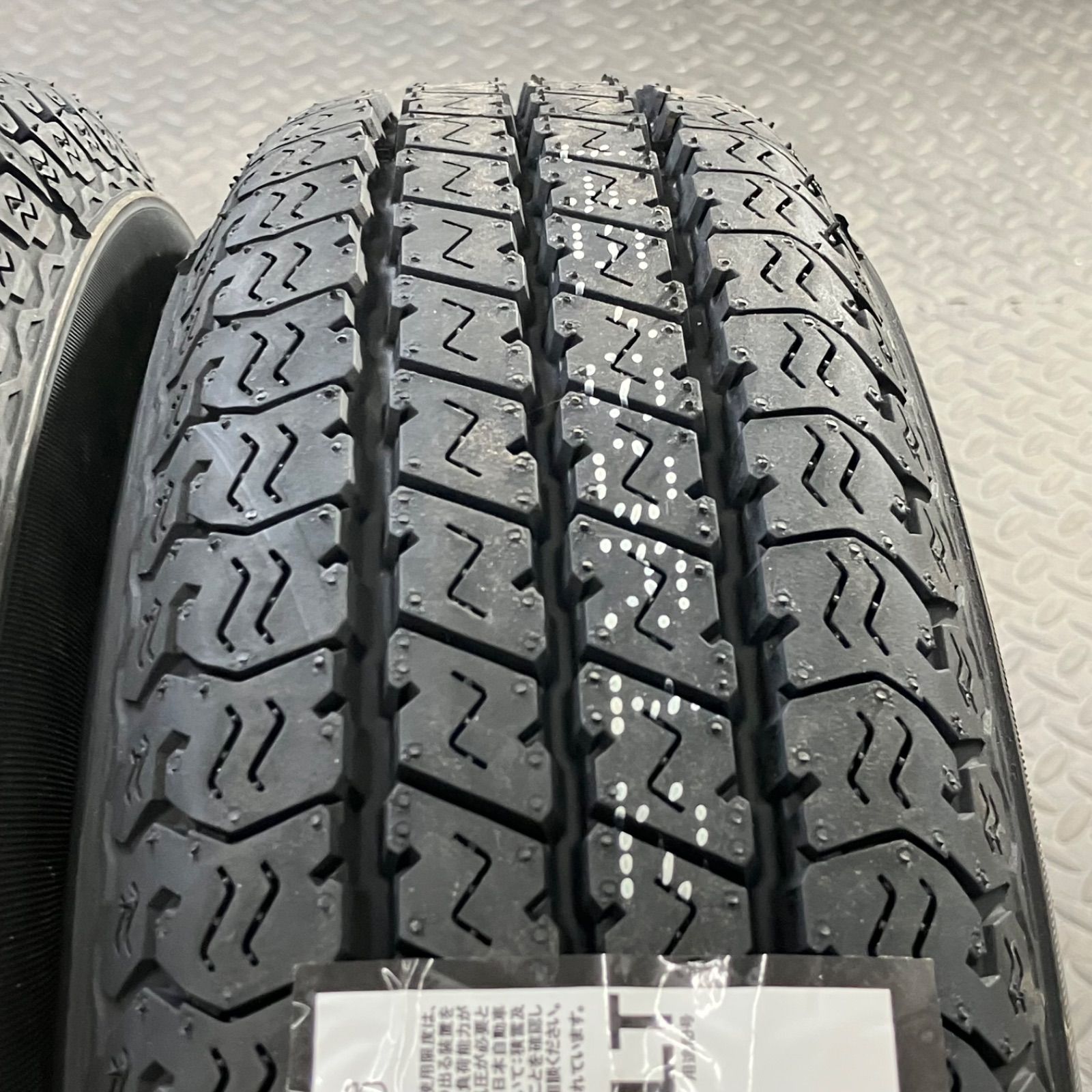 25年製 新品タイヤ 145/80R12 80/78N LT ヨコハマ スーパーバン356(夏