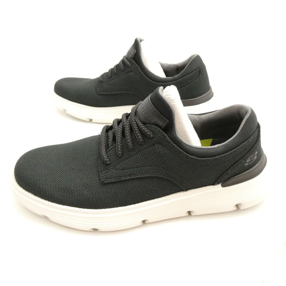 タイケ出品です！！ 美品 SKECHERS スケッチャーズ GARZA-REARDON ガルザ 204907