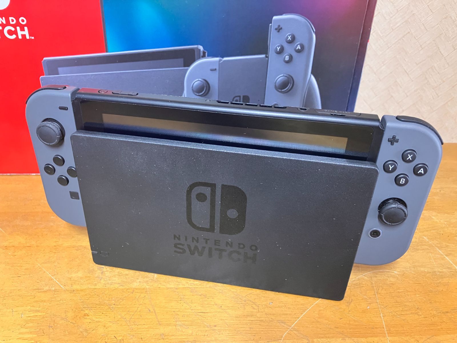 Nintendo Switch 本体 + ケース + コントローラー 中古品 美品